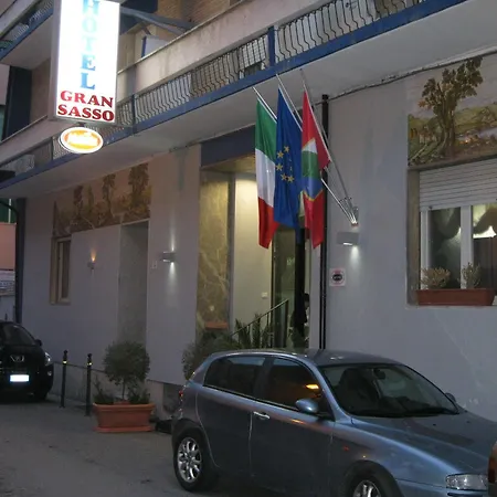Gran Sasso & Szálloda Teramo